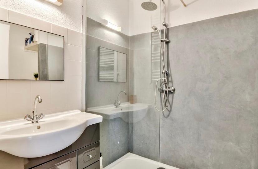 Studio Avec Piscines A 500M De La Plage Bandol Kültér fotó